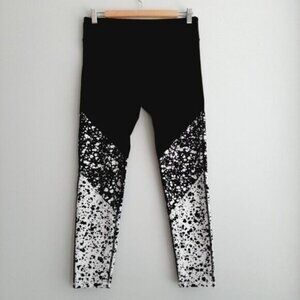 FABLETICS black and white splatter leggings Sz M